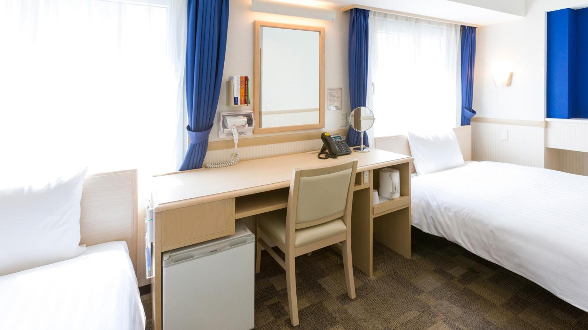 Toyoko Inn Shizuoka Eki Kita Guchi חדר תמונה